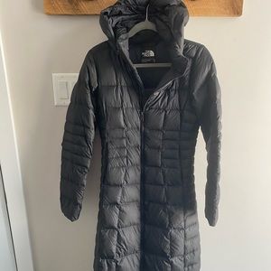 North Face Women Winter Coat/Jacket